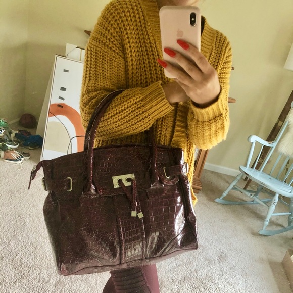 NY&Co Faux Crocodile Bag - Picture 6 of 6